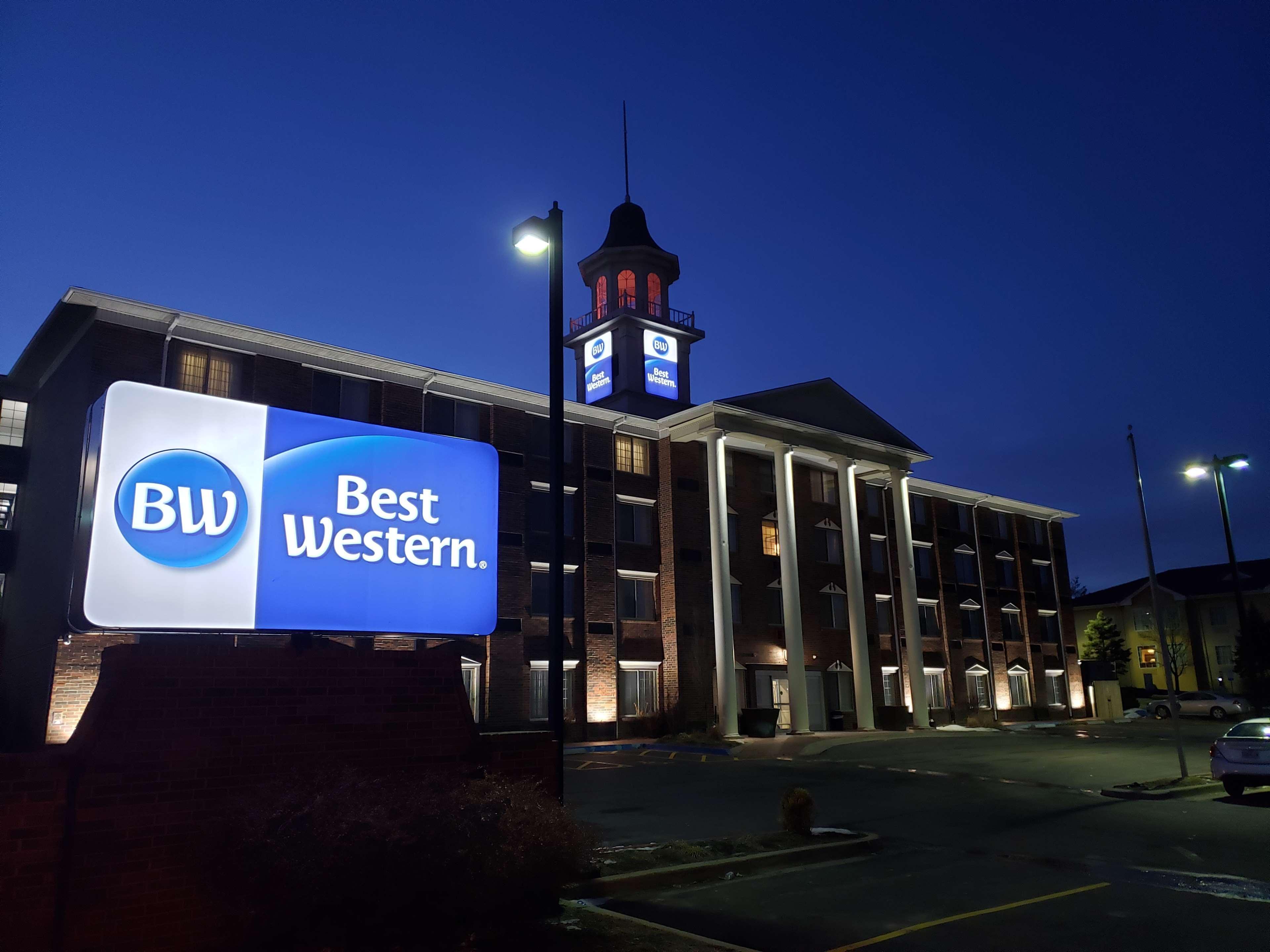 Best Western Plus Wausau-Rothschild Hotel Exterior photo